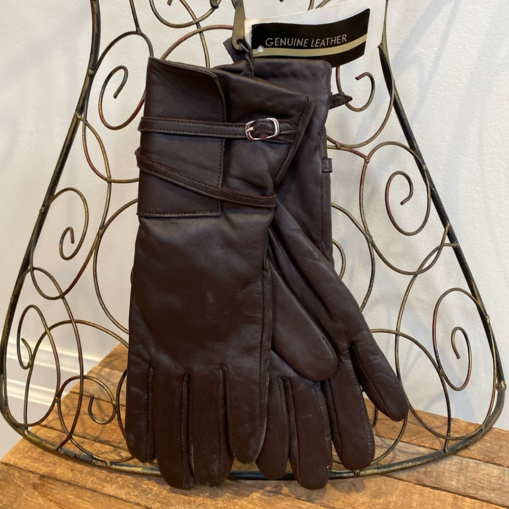 Jessica Brown Leather Gloves
